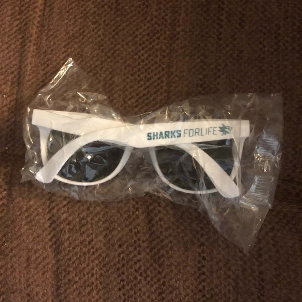 🌴4-sale San Jose Sharks Sunglasses- 528. $15 or $12 w/offer